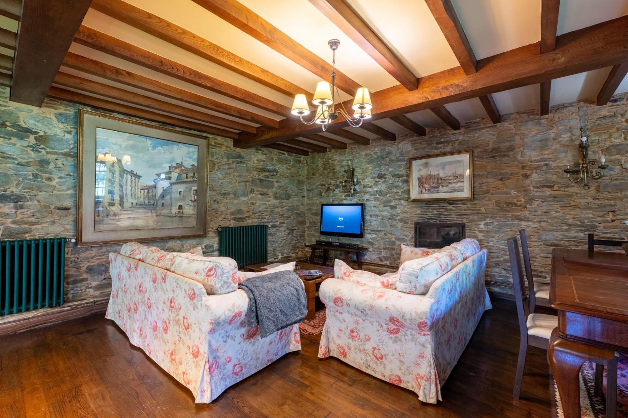 Villa En Asturias Con Cine, Piscina, Bbq, Juegos, 14 Pax Cobre Exterior foto